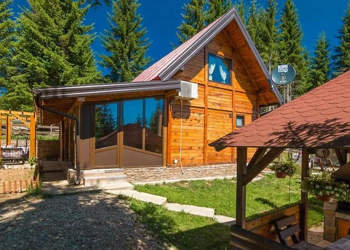 Brvnare Krstigora بيت للعطل