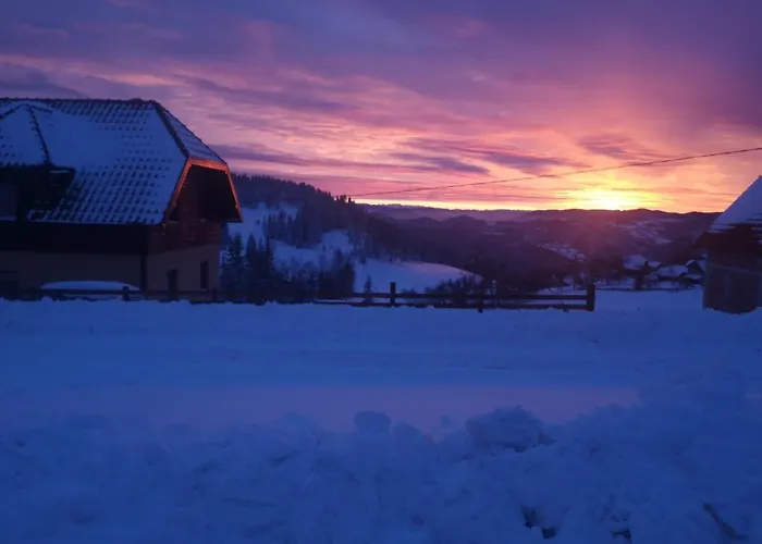 Brvnare Krstigora بيت للعطل Zaovine